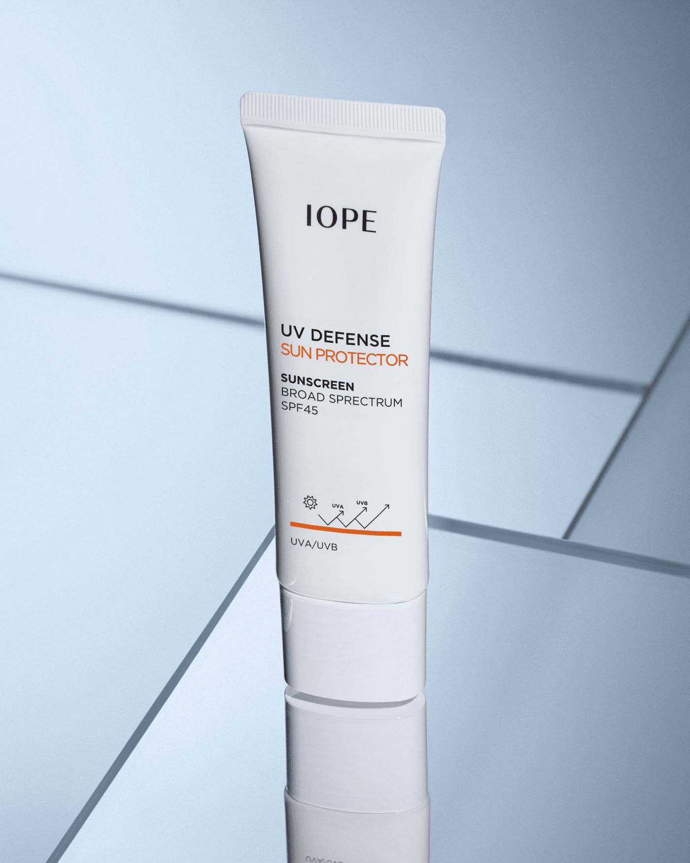 UV DEFENSE SUN PROTECTOR SPF 45 Sunscreen IOPE