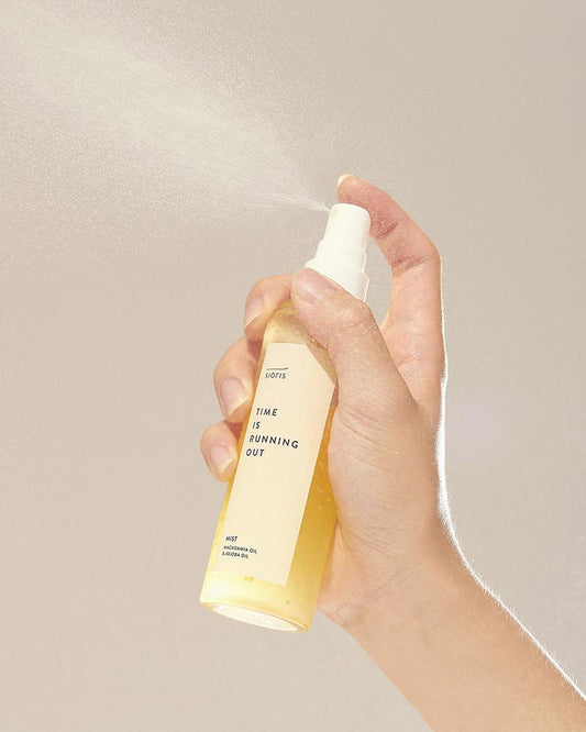 Sioris Time is Running Out Mist Lifestyle picture