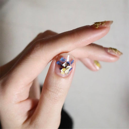 Dry Flower Nails Are the Prettiest Nail Trend Right Now
