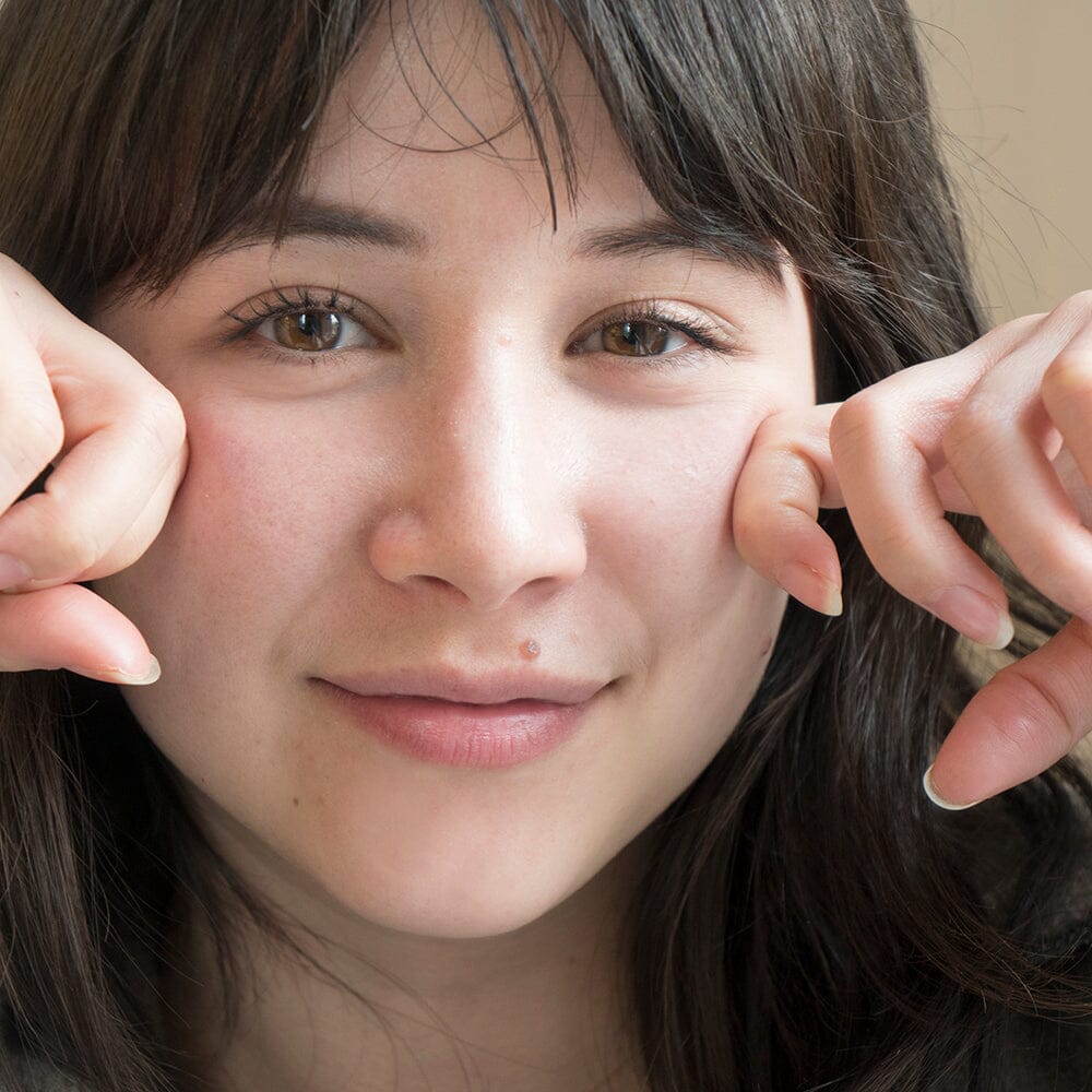 3 Reasons Why Giving Yourself a Facial Massage Will Reveal Better Skin