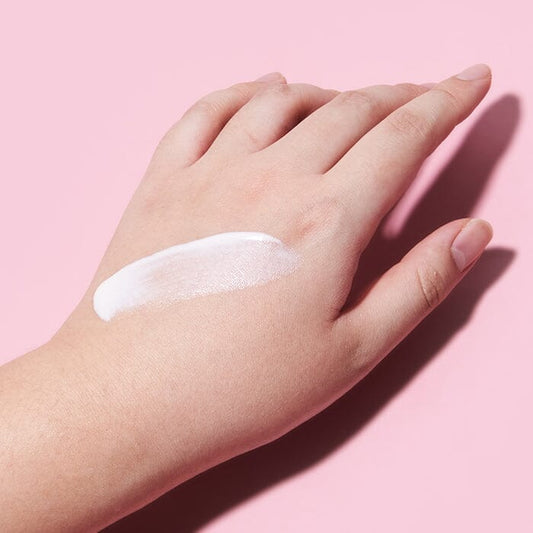 We’re Obsessed With This Glow-Inducing Sunscreen