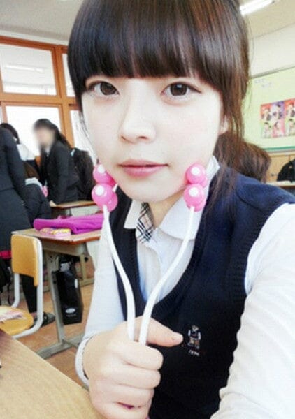 Something New: Can Face Rollers Change Your Face Shape?