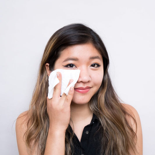 3 Big Mistakes You’re Making With Your Makeup Wipes