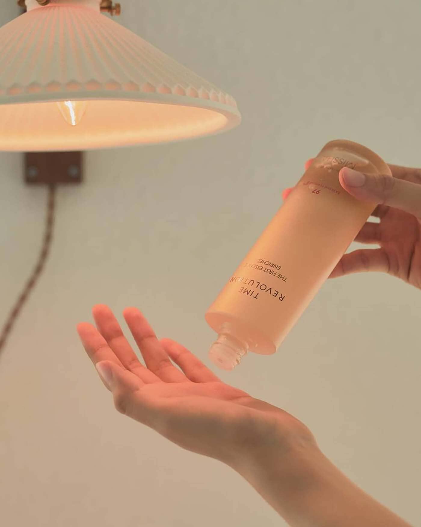 Time Revolution The First Essence Enriched Essence MISSHA 