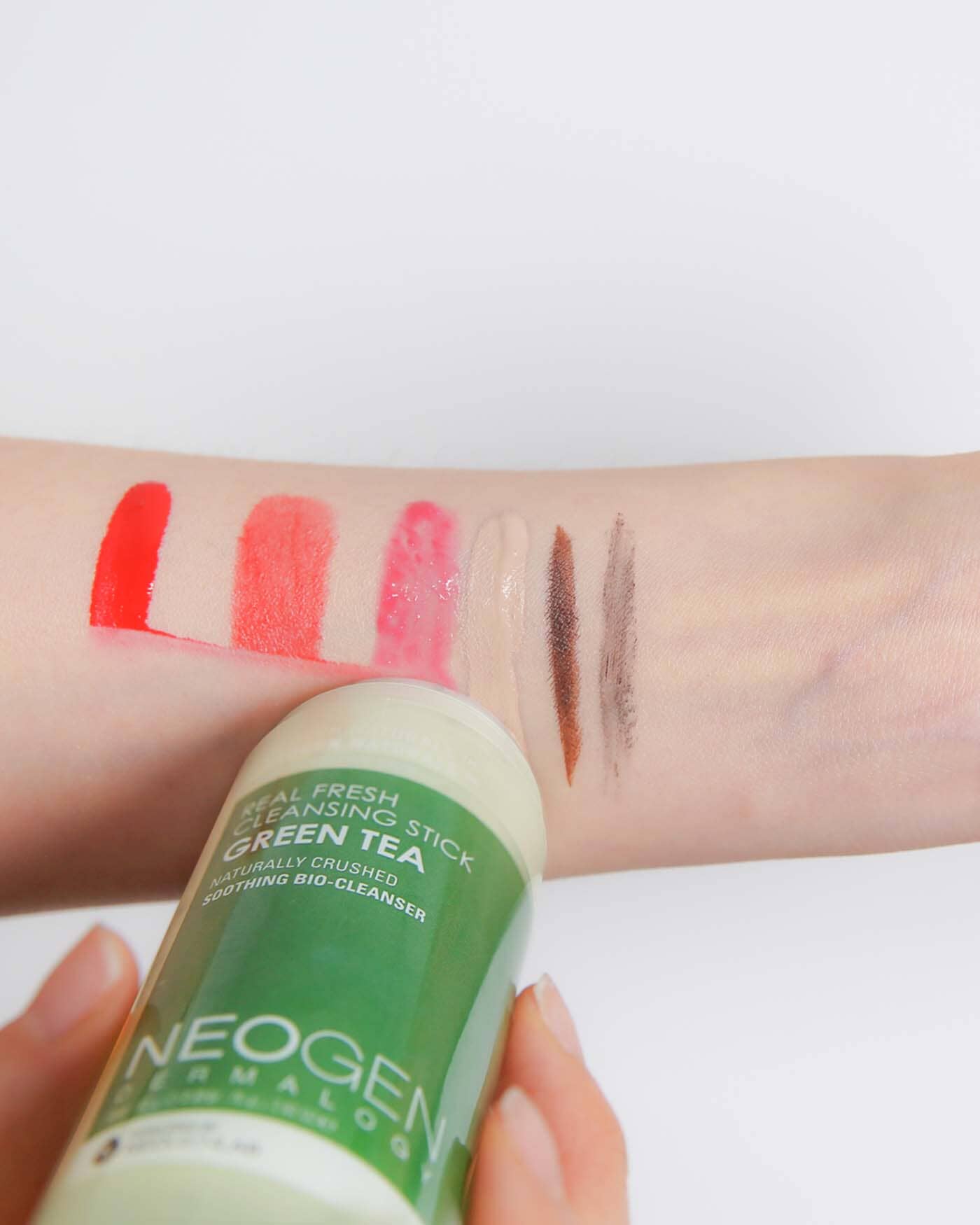 Neogen Real Fresh Green Tea Cleansing Stick | Soko Glam