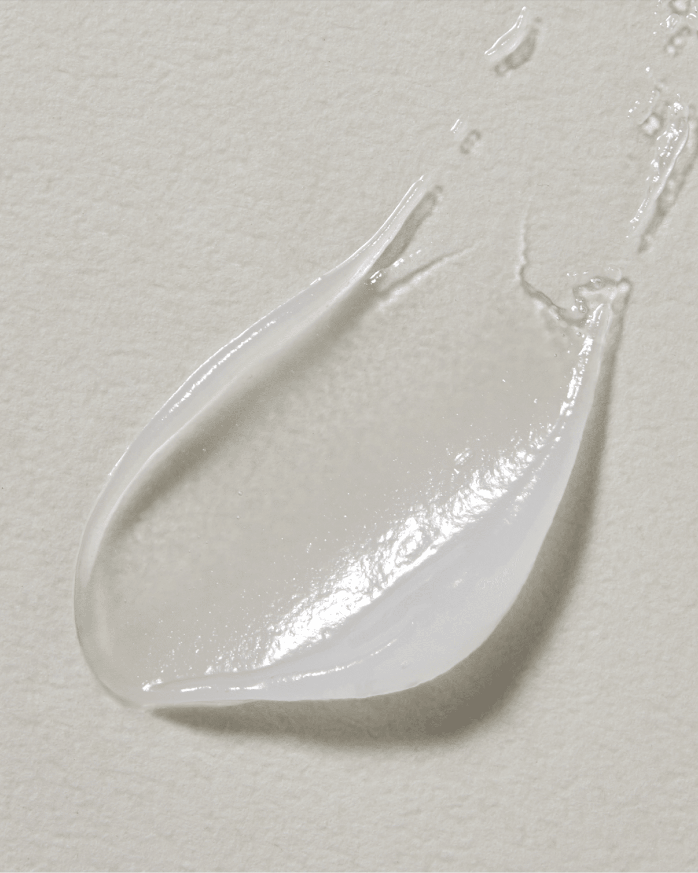 Solid In Lip Essence