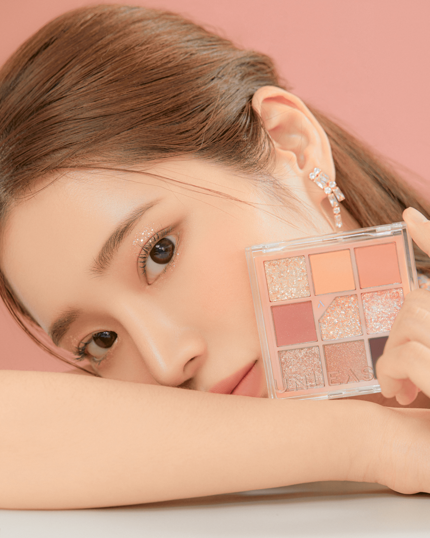 Glitterpedia Eye Palette - No3. All of Coral Pink