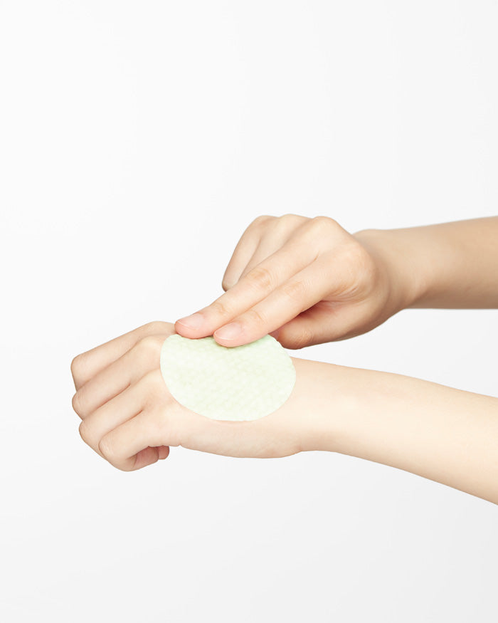 GLAM UP Spot Peeling & Exfoliating AHA PHA Toner Pads | Calming,  Exfoliating, Pore Cleansing Korean Skincare Toner Pads for Sensitive Skin |  Vegan