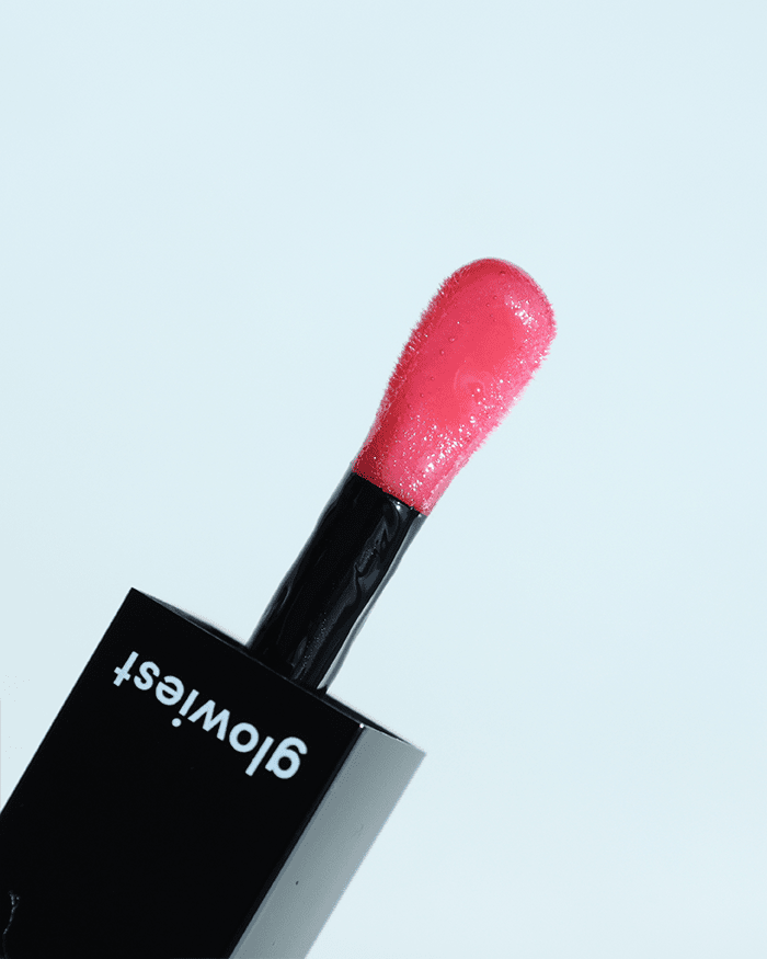 Effortless Glow Lip Oil Lip Color GLOWIEST Red Rose 